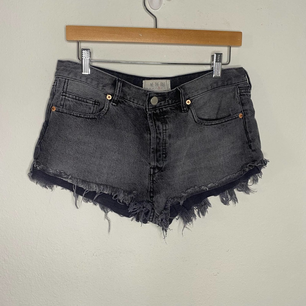 Free People Soft & Relaxed Cut Off Shorts in Sulphur Black 28